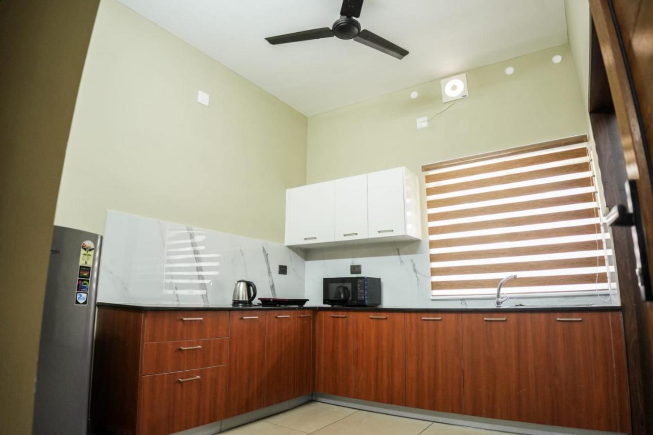 Zennova Furnished Apartment Alappuzha Luaran gambar