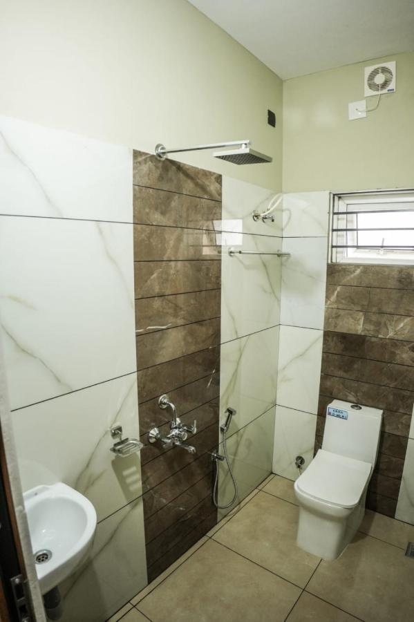 Zennova Furnished Apartment Alappuzha Luaran gambar